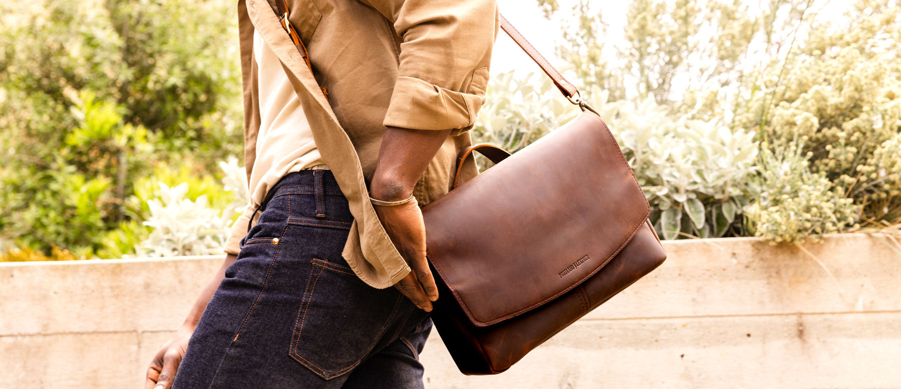 Vintage Genuine Leather Messenger Bag for Men - Brown Color - Padded Laptop  Protection - fits 14 inch Computer - Carried as Briefcase Shoulder Satchel  or Crossbody Bag with Adjustable Strap -