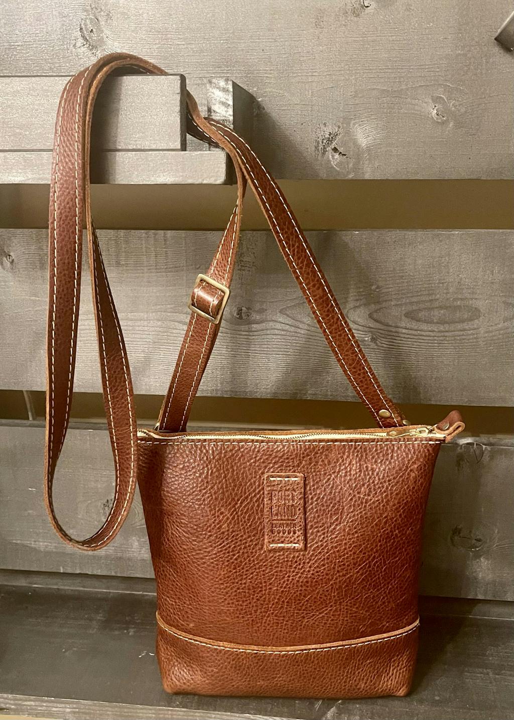 Amazon.com: Leather Festival Bag Kit by ArtMinds™