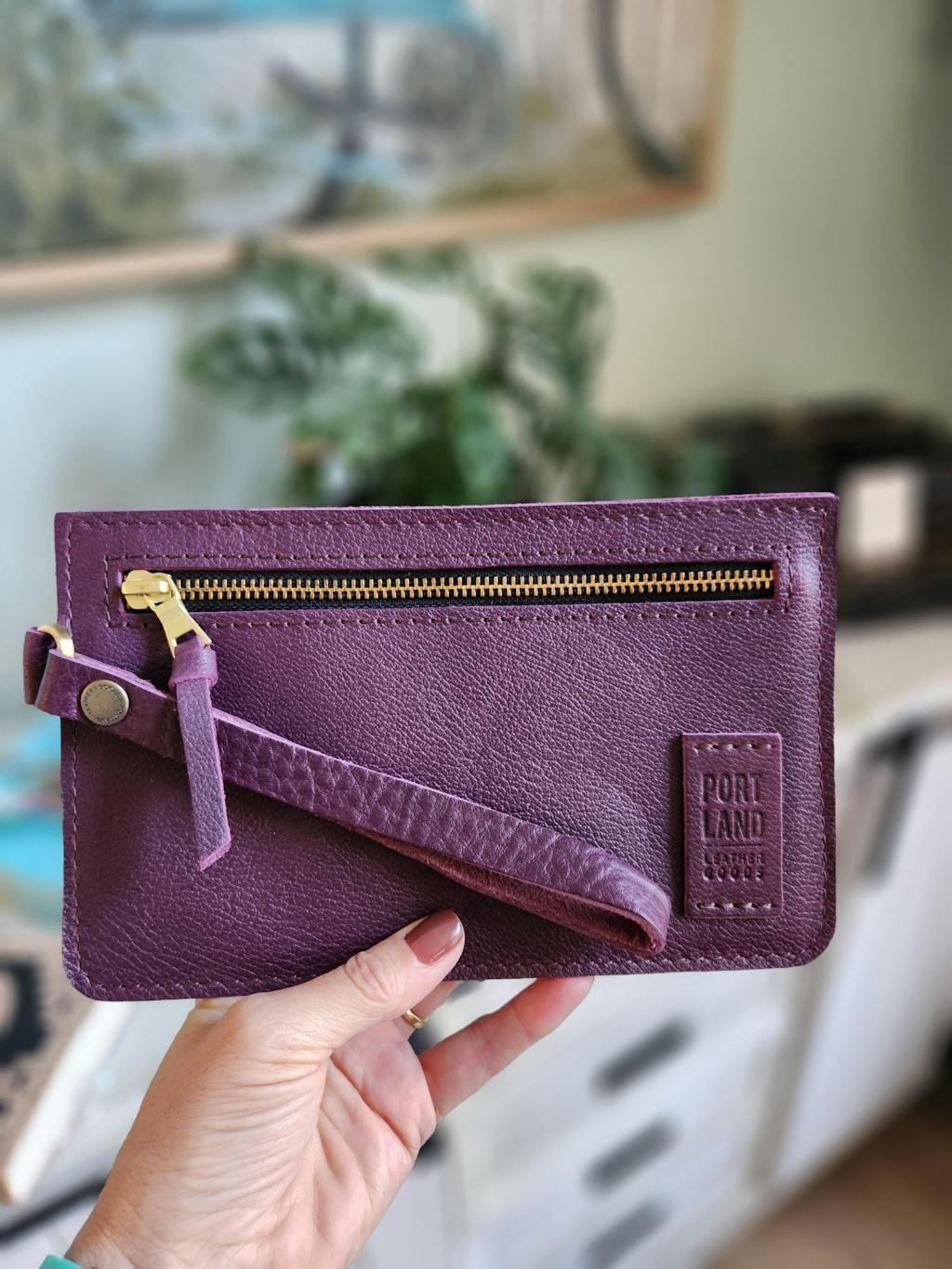 Portland Leather Goods lilac store Adriana, new