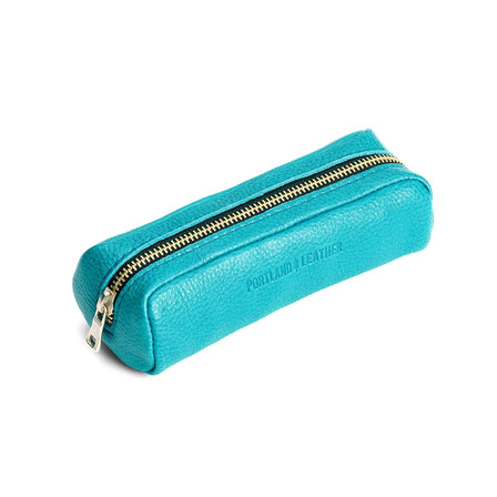 Baja | Leather pouch with a curved top and zipper