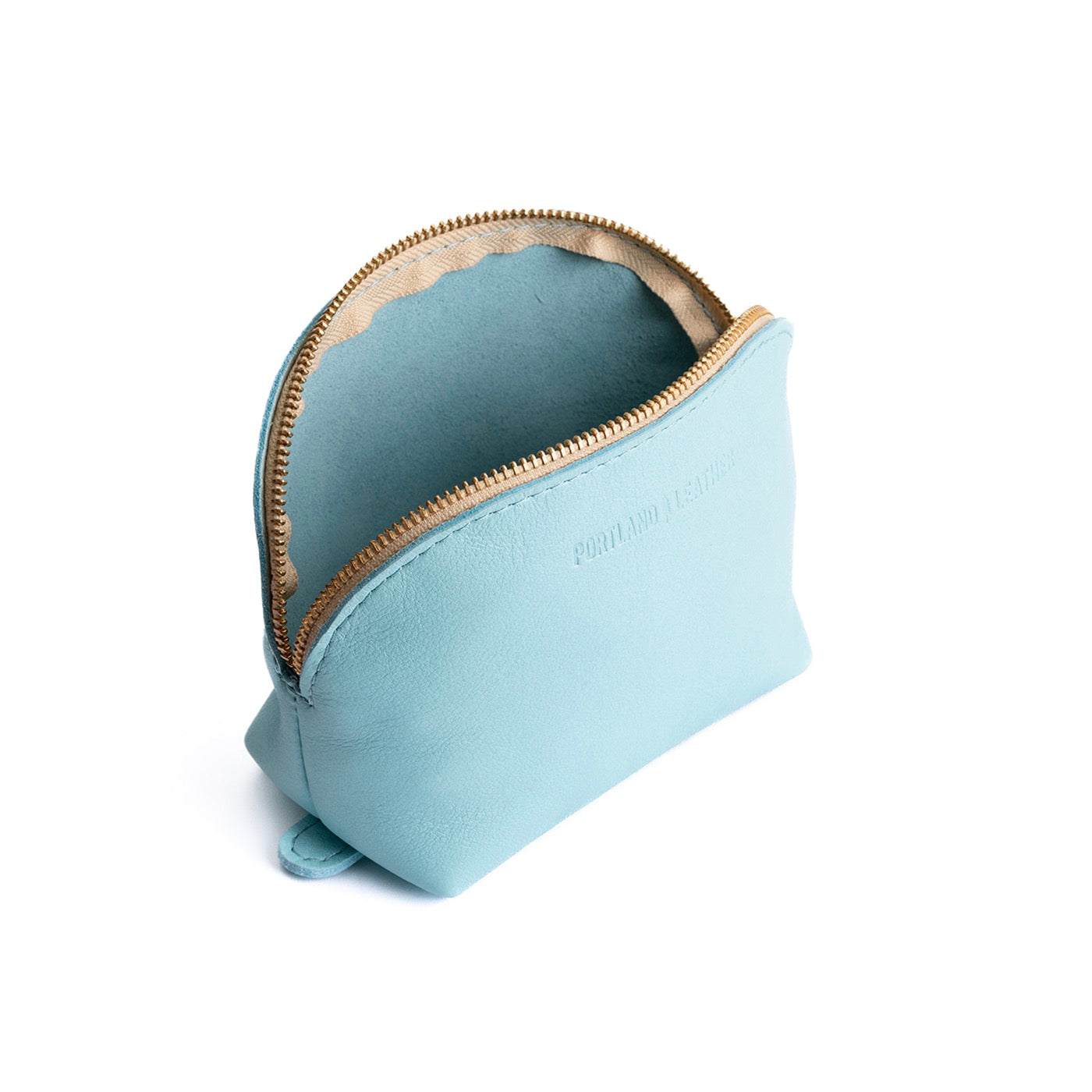 Cabo*Bella | Leather makeup bag with curved top zipper and flat bottom