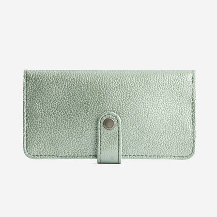 Beetle | Leather wallet with snap closed