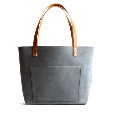 Storm*Classic | Large leather tote bag with sturdy bridle handles and front pocket