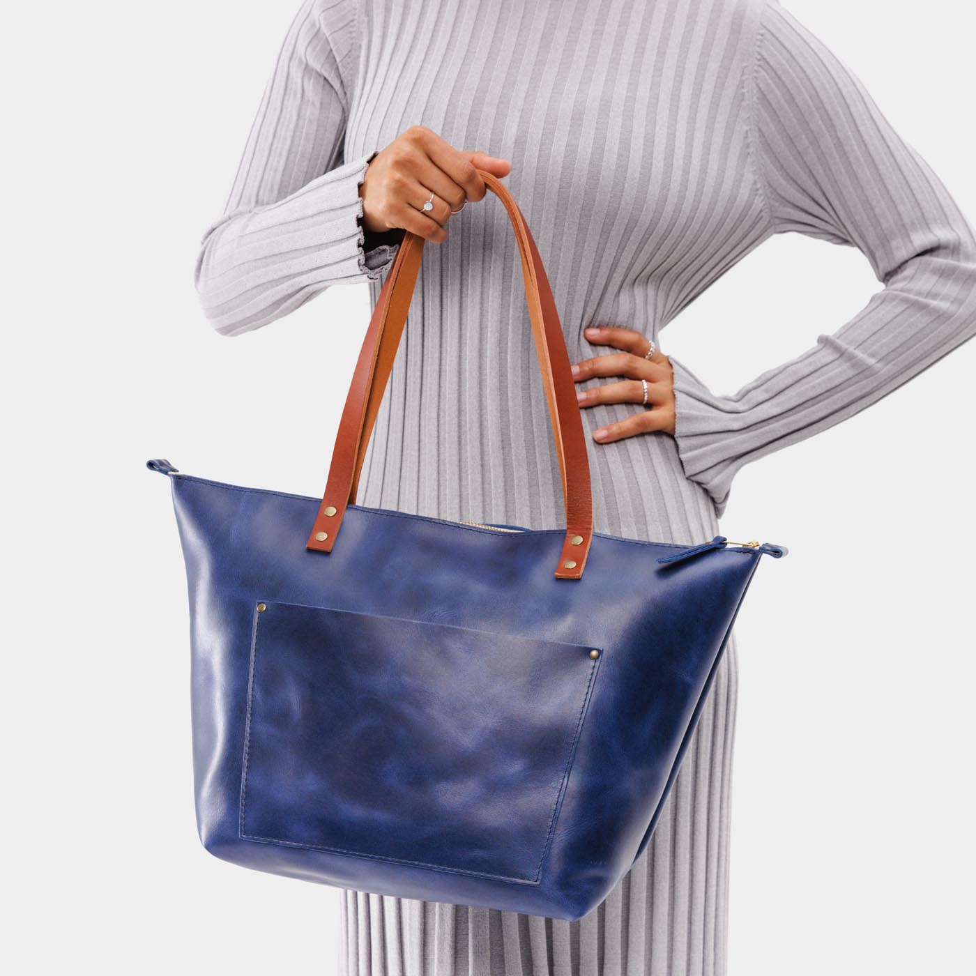 Cowboy Blue*Zipper | Large leather tote bag with sturdy bridle handles and front pocket