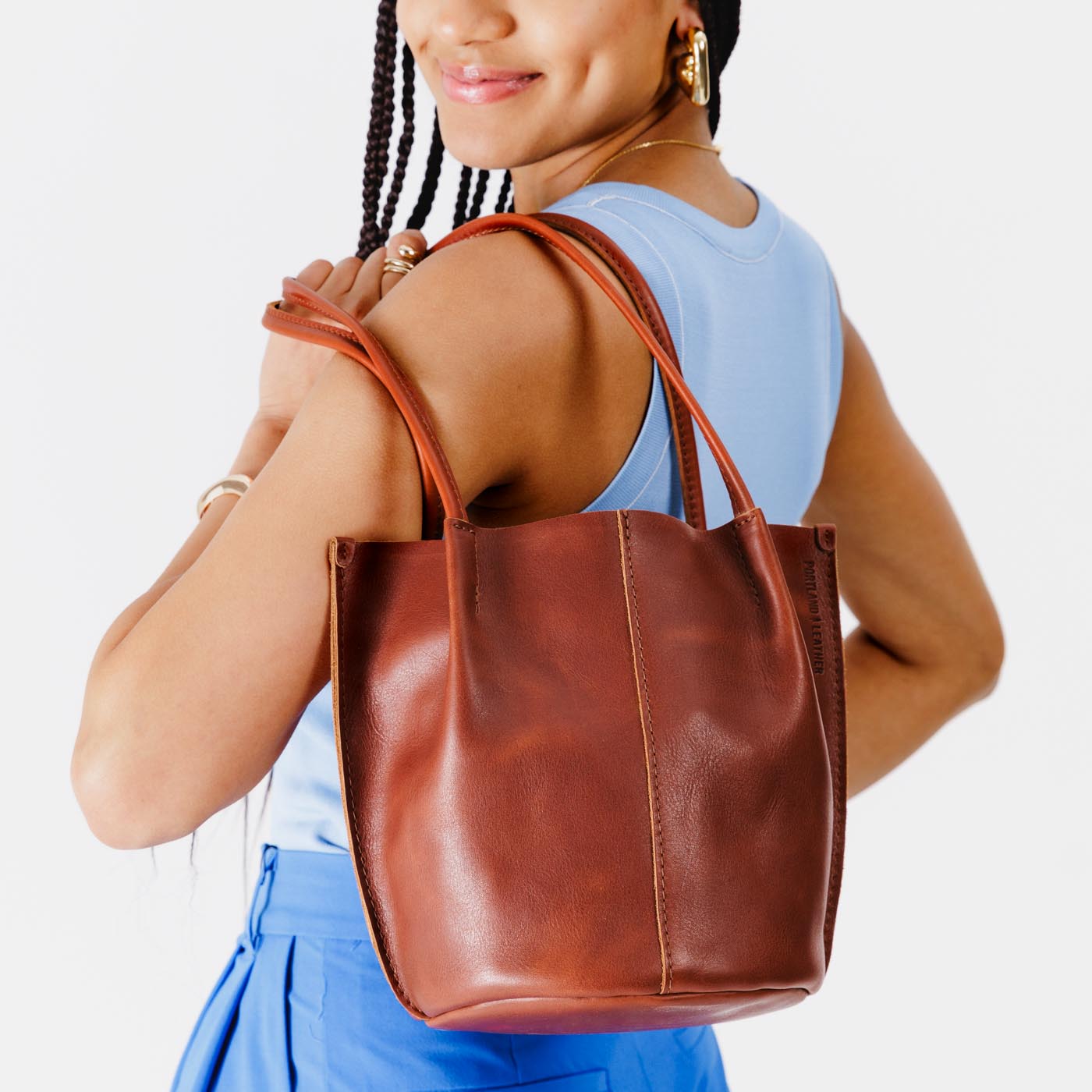 Chestnut*Classic | Petite bucket shaped tote bag with matching leather handles