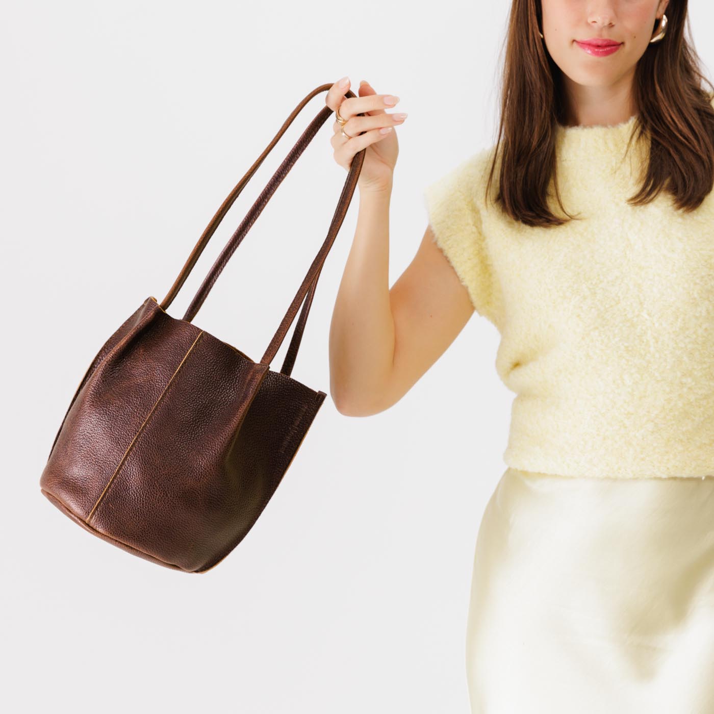 Coldbrew*Classic | Petite bucket shaped tote bag with matching leather handles