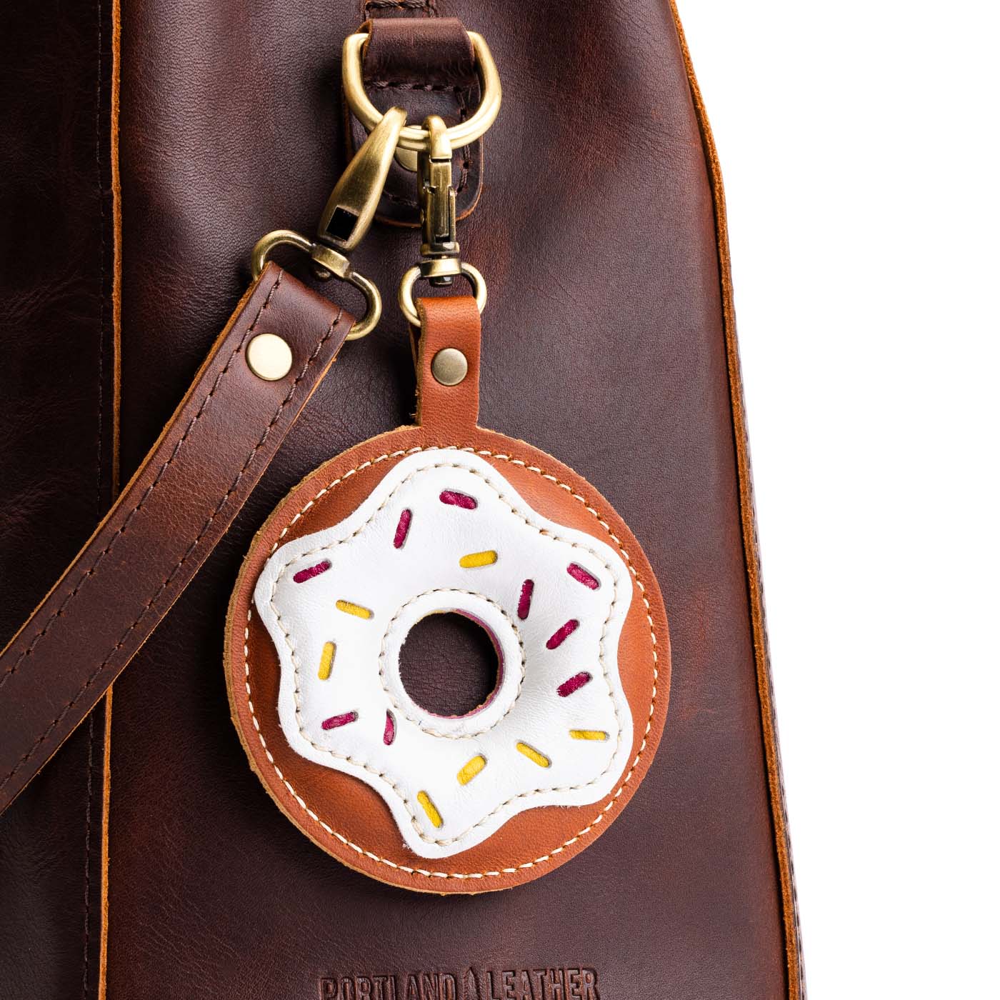 Pearl | Donut shaped keychain with sprinkles