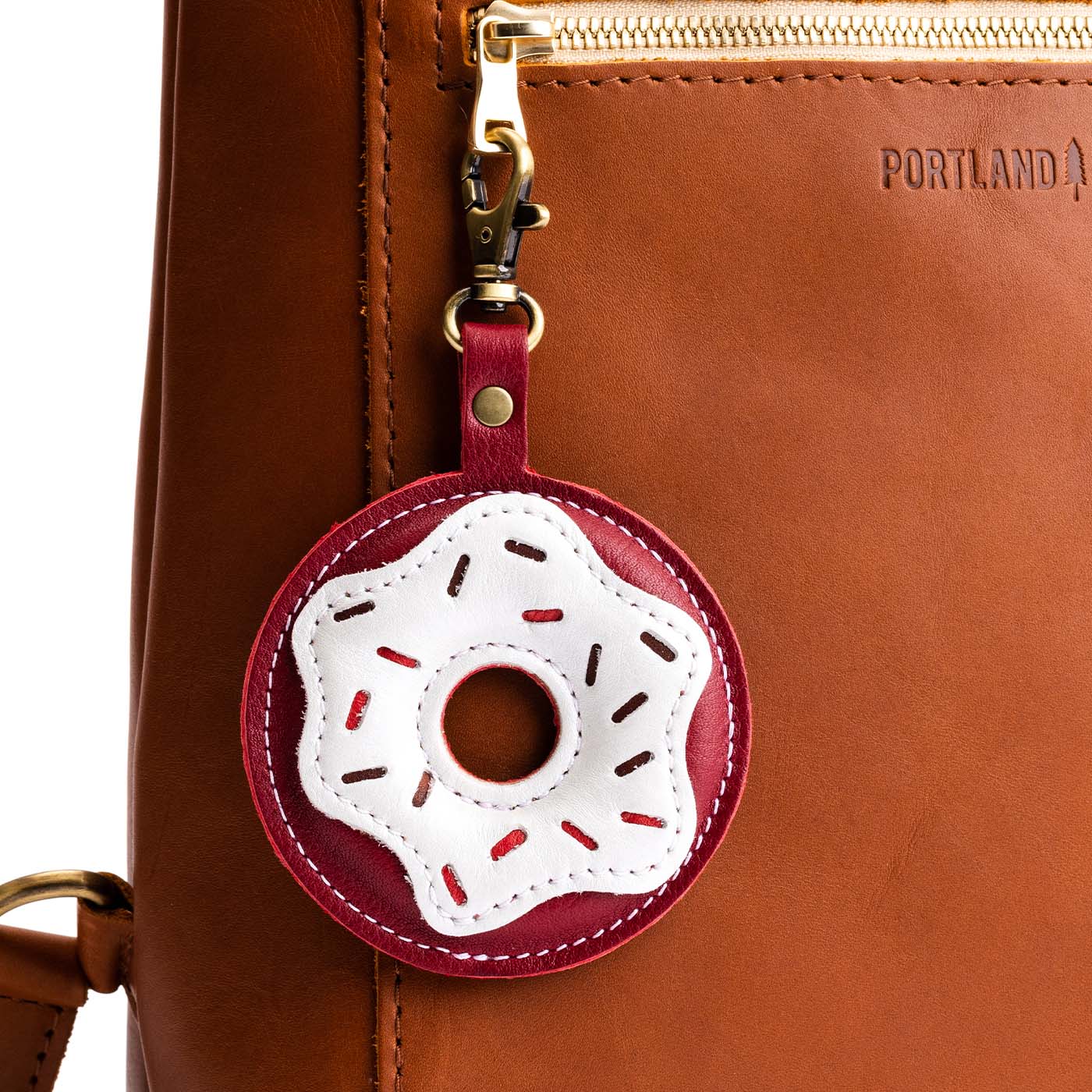 Red Velvet | Donut shaped keychain with sprinkles