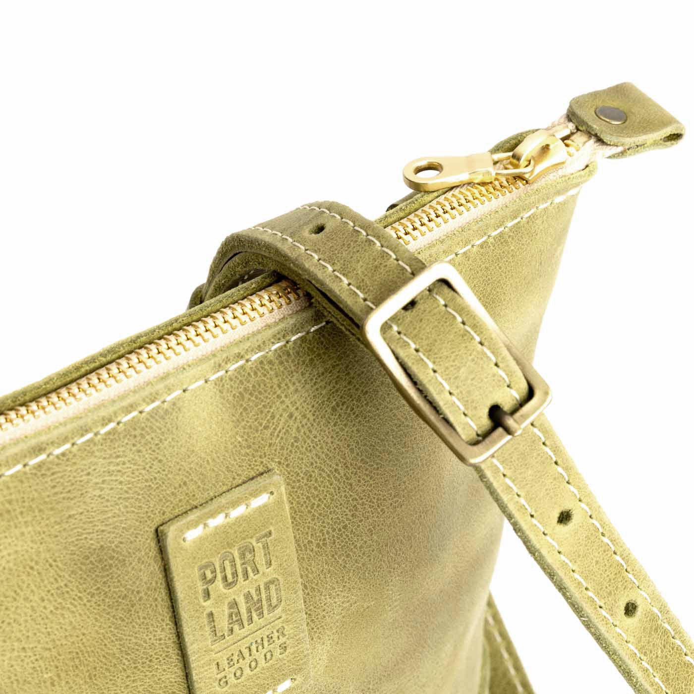 CARTIER Handbag Must Line leather/Gold Hardware Bordeaux Women Used –  JP-BRANDS.com