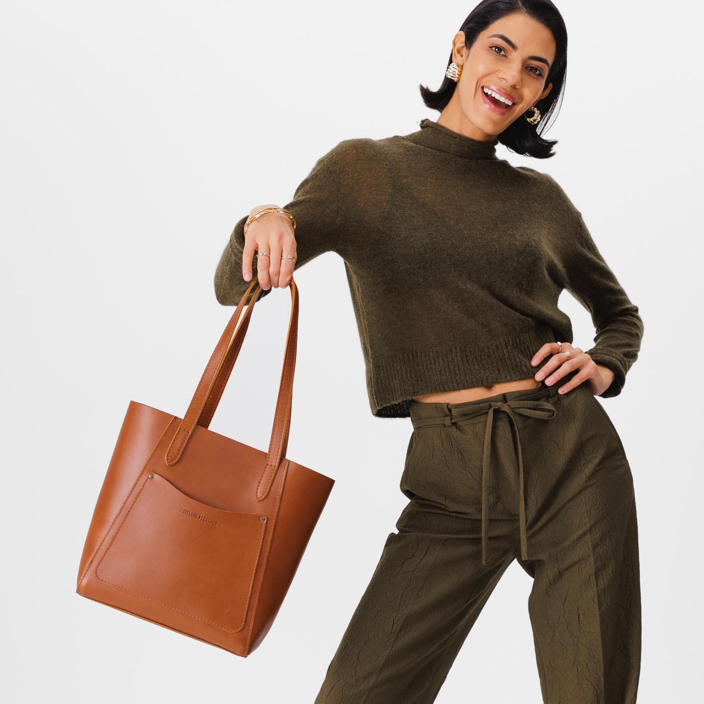 Honey*Large | Dual shoulder strap tote bag with an exterior pocket