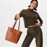 Honey Large | Dual shoulder strap tote bag with an exterior pocket