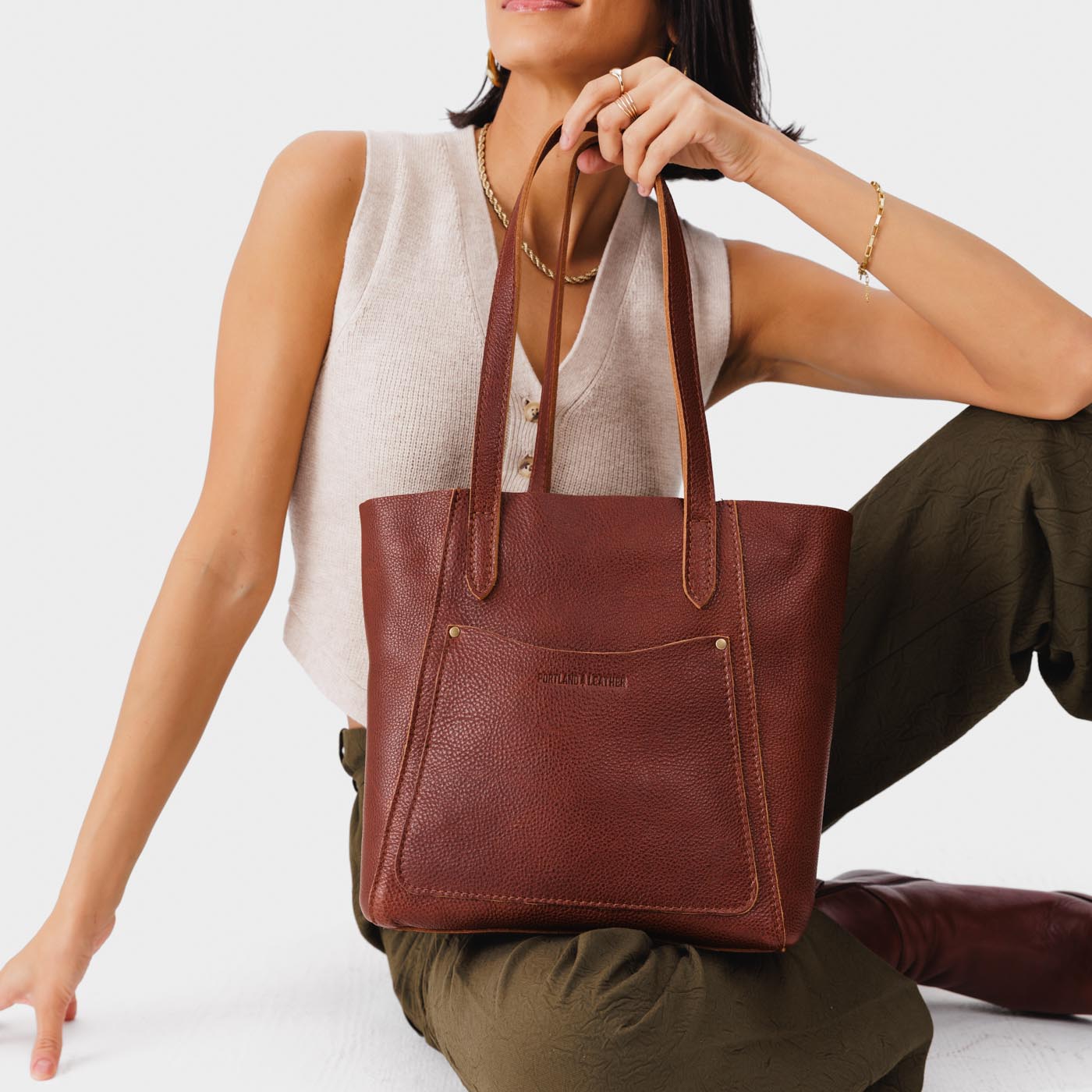 Nutmeg*Large | Dual shoulder strap tote bag with an exterior pocket