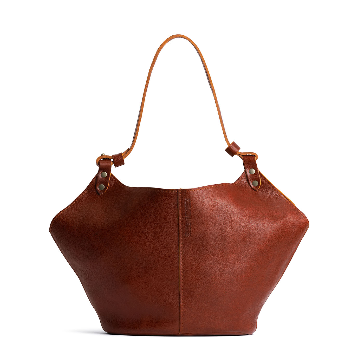 Nutmeg*Large | Structured bucket shaped handbag with an adjustable shoulder strap