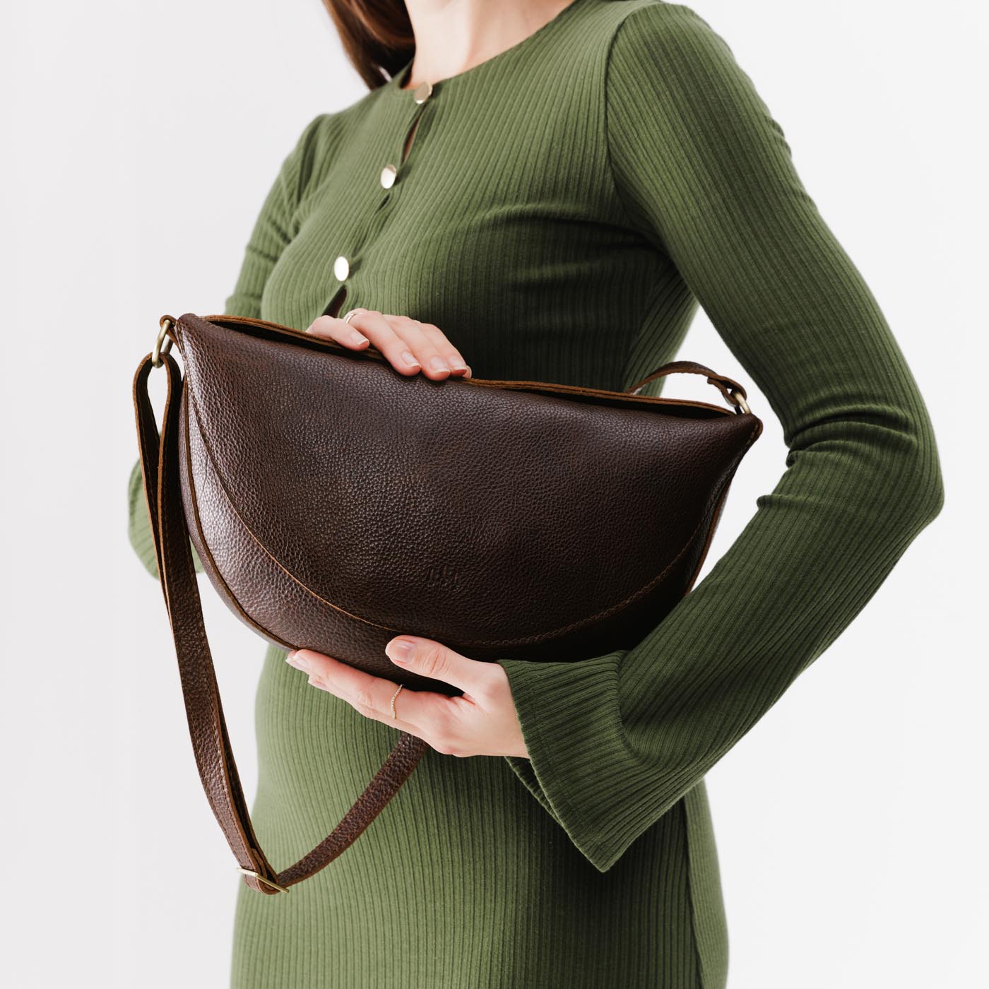 Coldbrew*Large | Half circle shaped sling bag