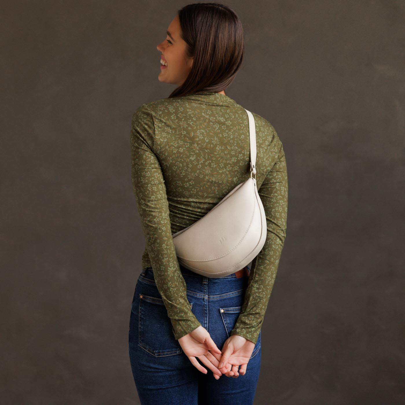 Bone*Medium | Half circle shaped sling bag