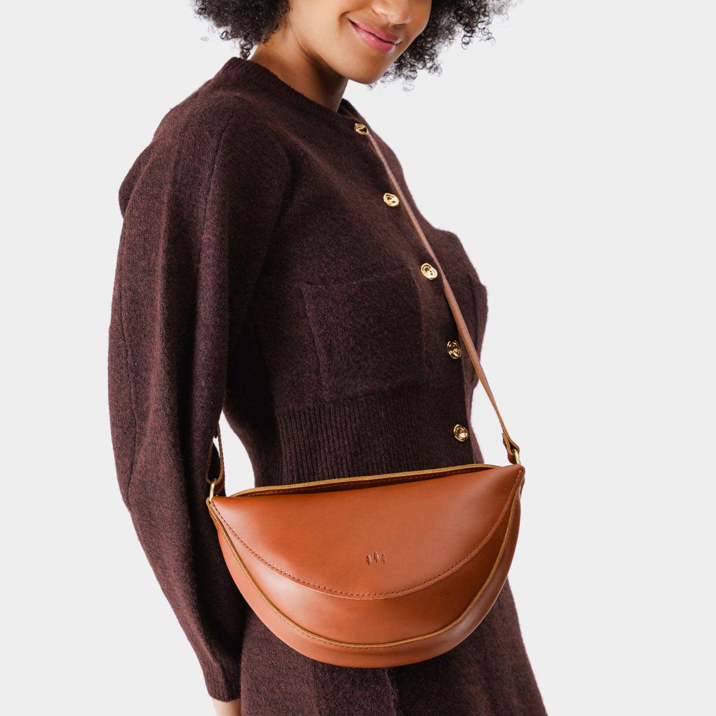 Honey*Medium | Half circle shaped sling bag