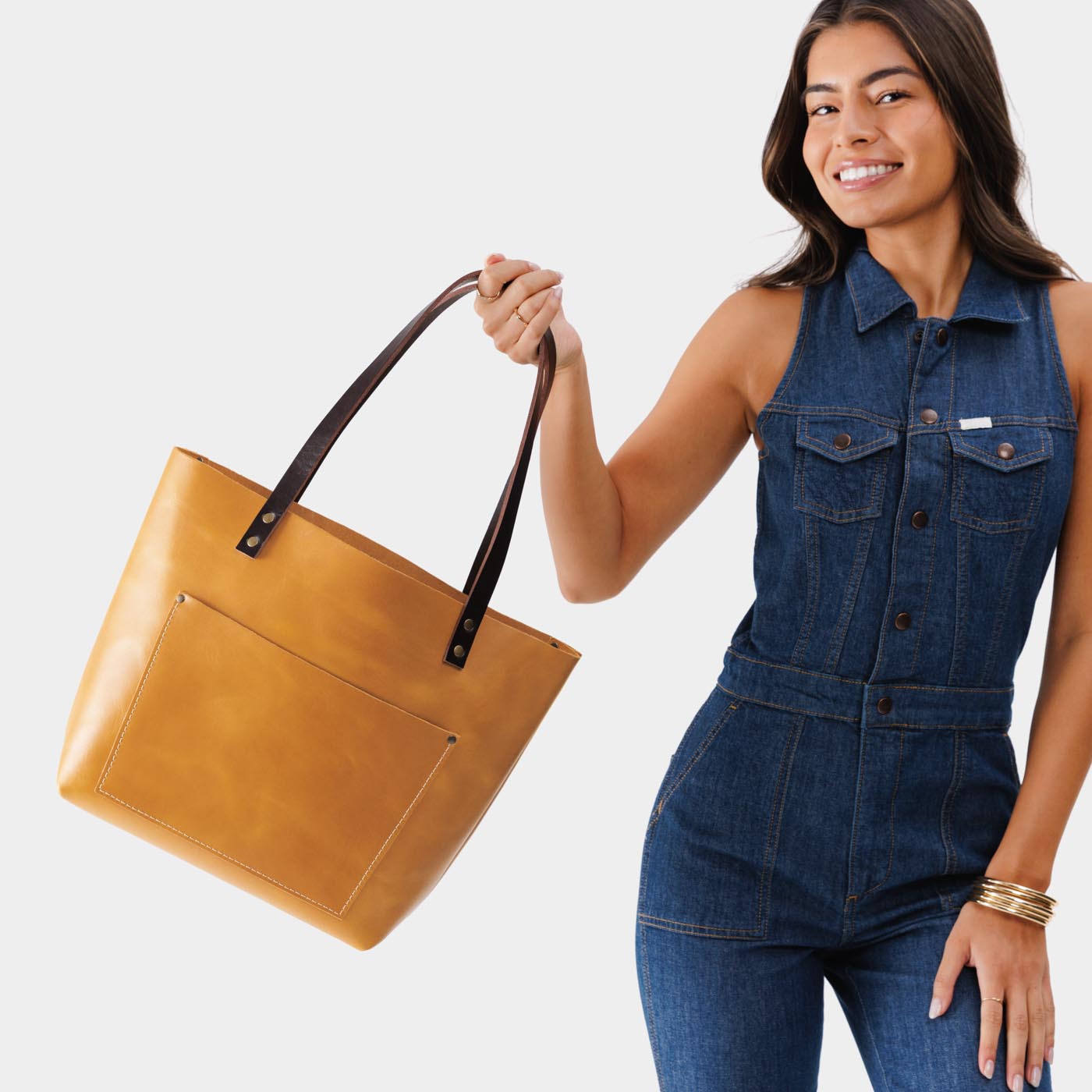 Mango*Classic | Large leather tote bag with sturdy bridle handles and front pocket