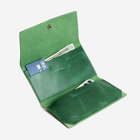 Cowboy Mint | Leather wallet with snap closure