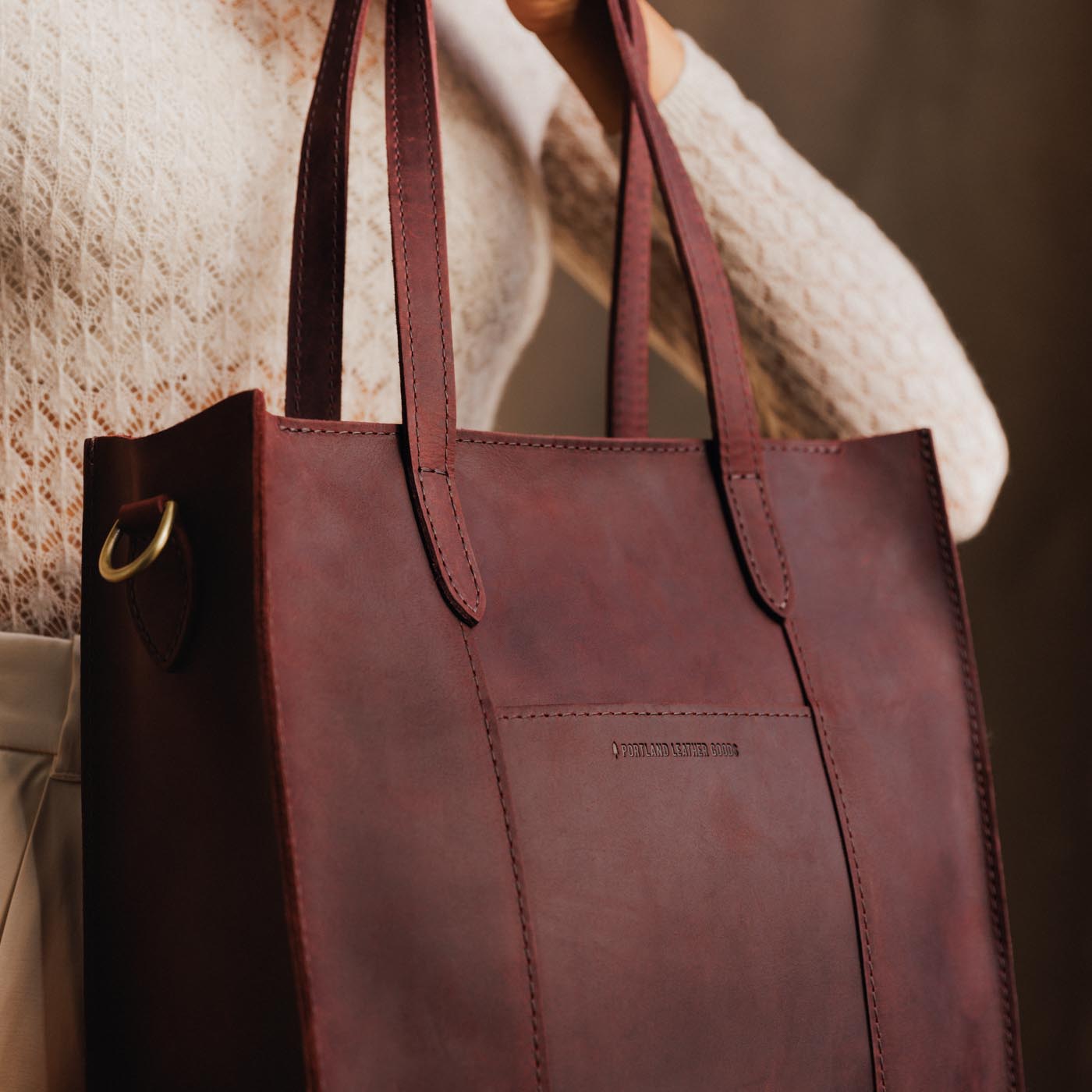  Merlot*North/South | Structured large tote bag with overlapping panels and crossbody strap