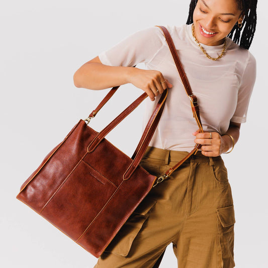  Nutmeg*North/South | Structured large tote bag with overlapping panels and crossbody strap