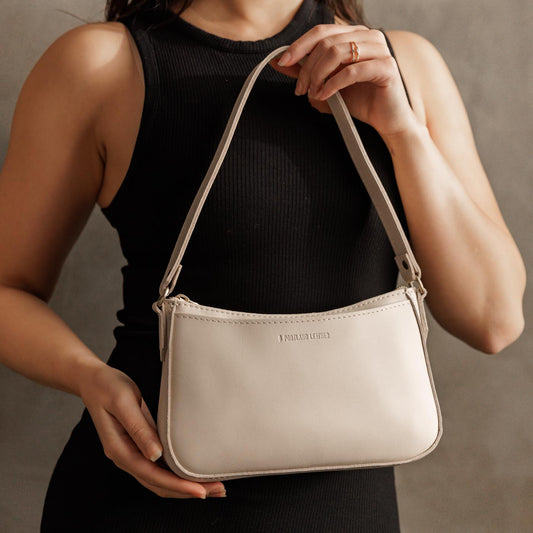 Bone | Petite bean shaped shoulder bag with a zipper closure