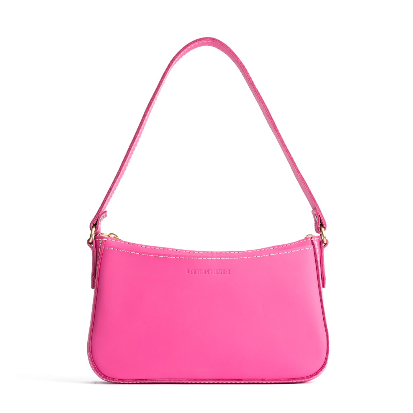 Margot | Petite bean shaped shoulder bag with a zipper closure