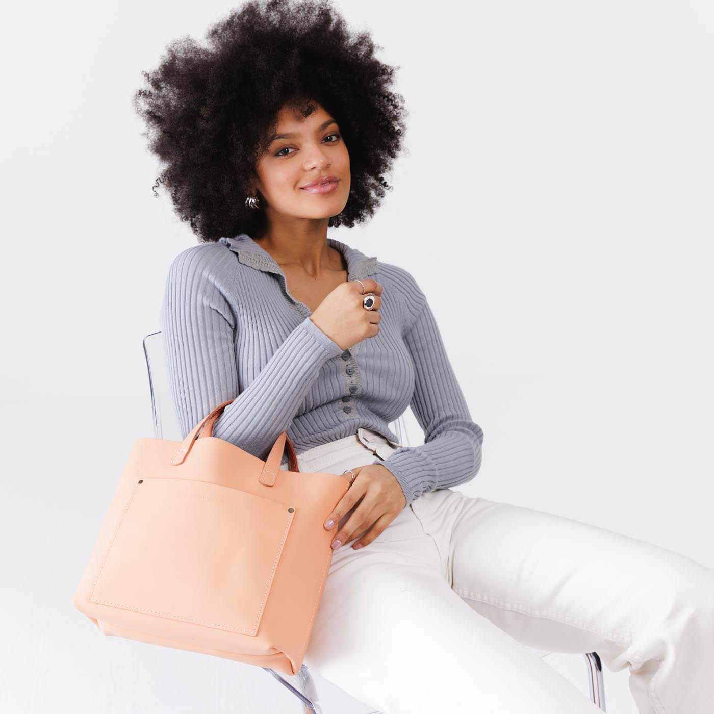 Mamey*Classic | Midsize crossbody tote with handles and a pocket