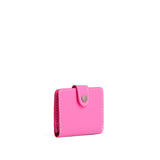 Margot | Small leather wallet with snap closed