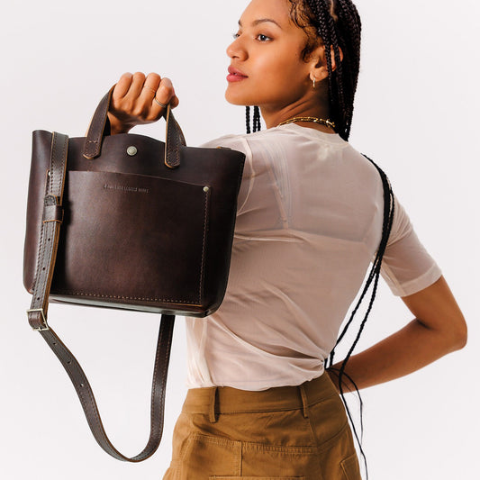 Grizzly*Classic | Crossbody tote bag with snap closure and front pocket