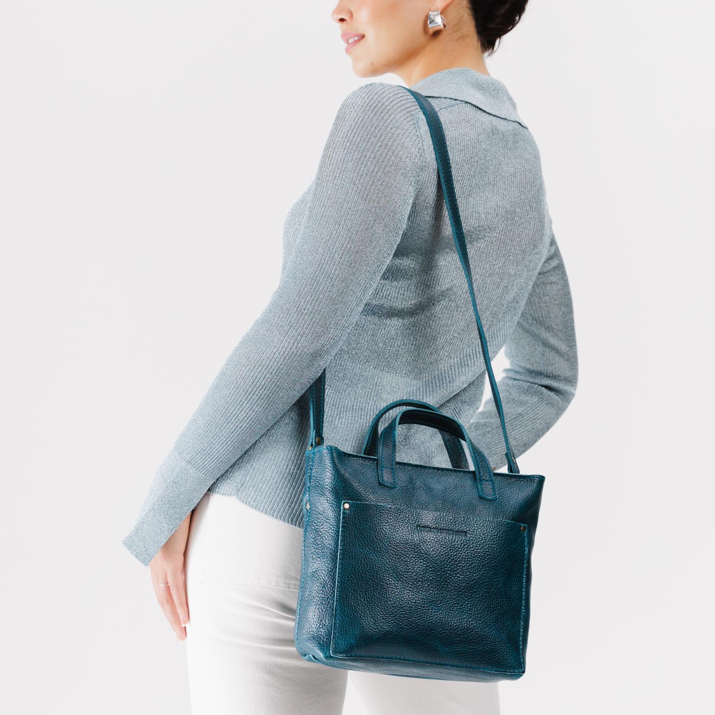 Lagoon*Zipper | Crossbody tote bag with zipper closure and front pocket