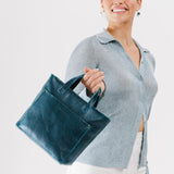 Lagoon Zipper | Crossbody tote bag with zipper closure and front pocket