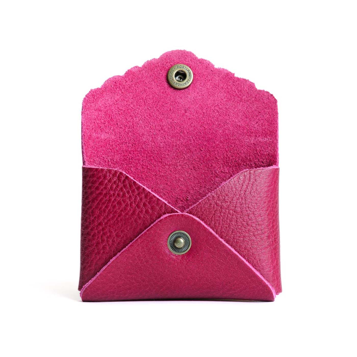 Cosmo | Small leather wallet with scalloped edge open