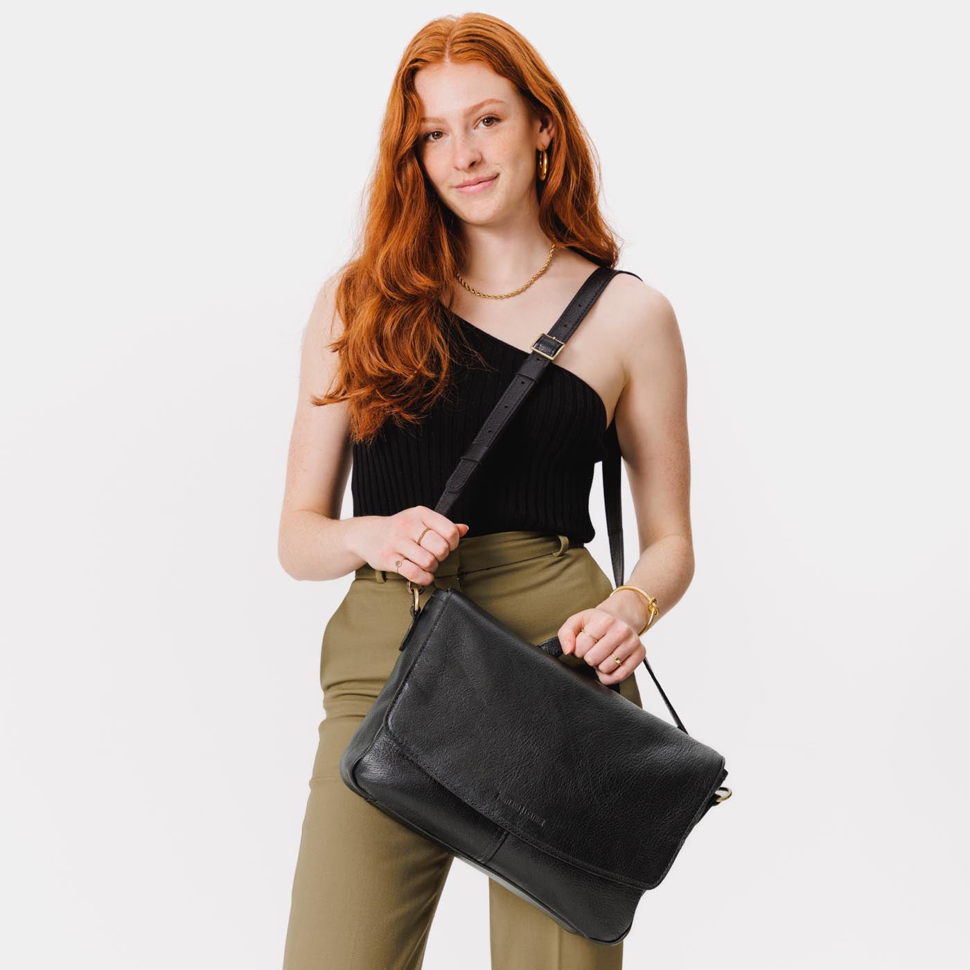 Modern leather messenger online bag