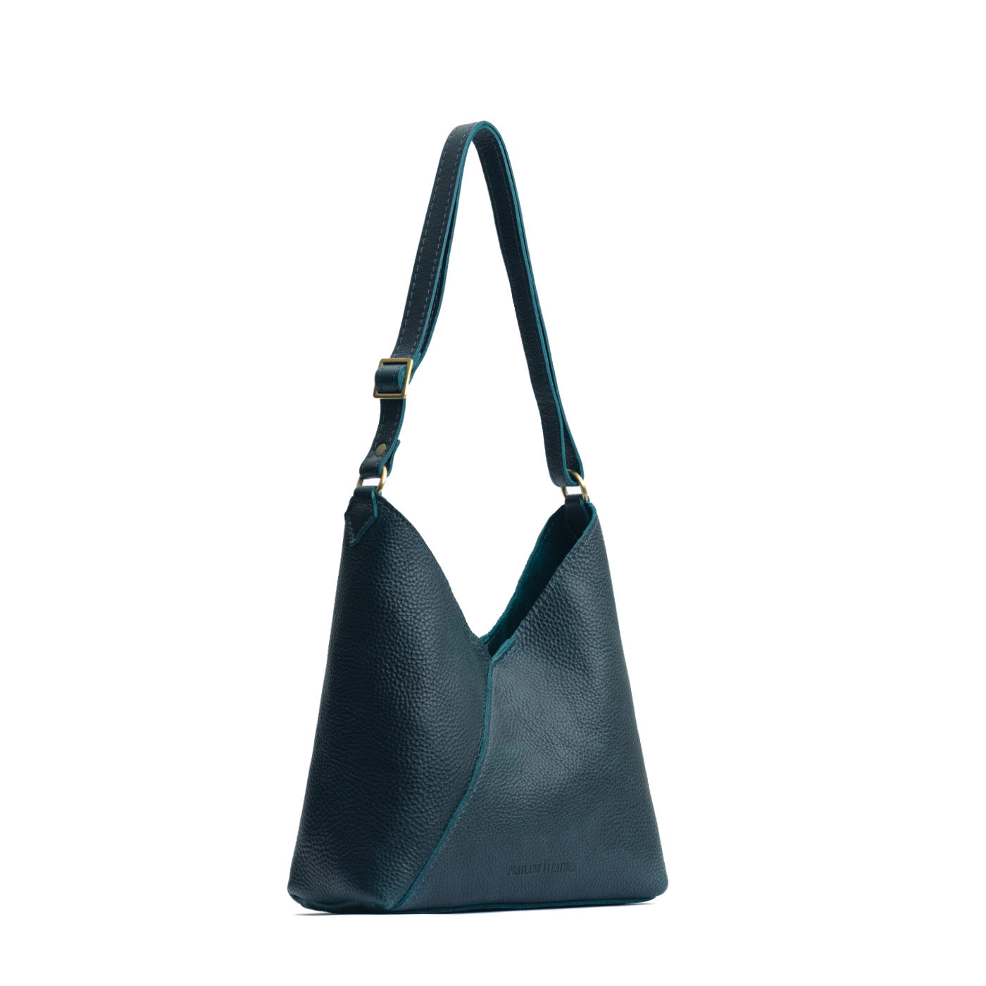 Boreal*Small | Petite shoulder bag with adjustable strap and magnetic snap closure