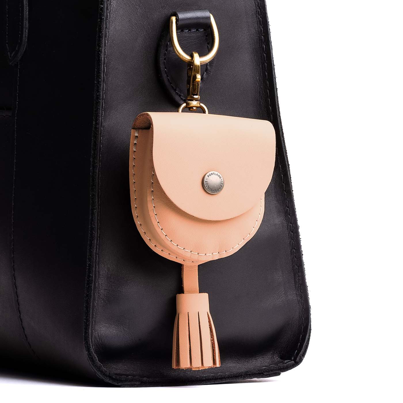 Mamey | U shaped pouch with snap closure, lobster clasp and fringed tassel