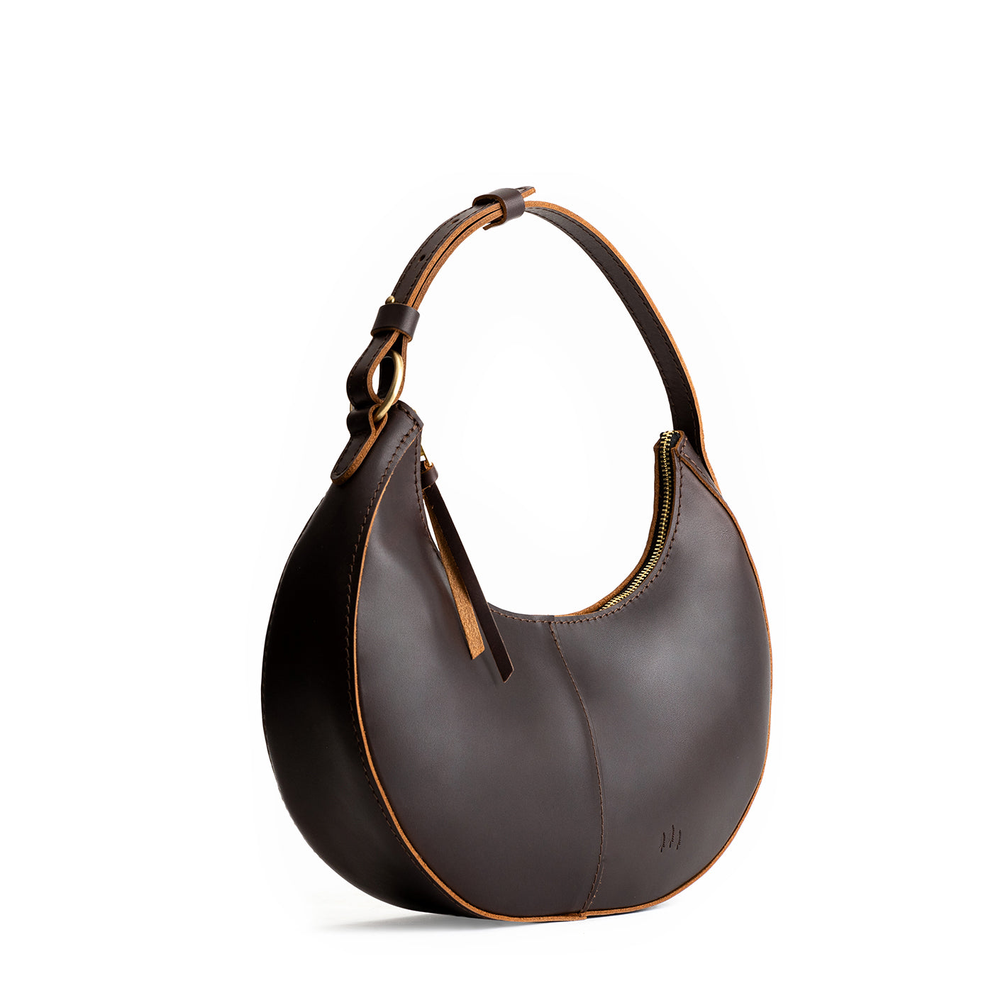 Grizzly*Classic | Crescent shaped shoulder bag with zipper closure and adjustable strap