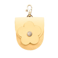 Vanilla | U shaped pouch with leather flower applique