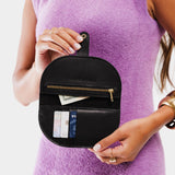 Black | Semicircle bifold wallet with snap closure