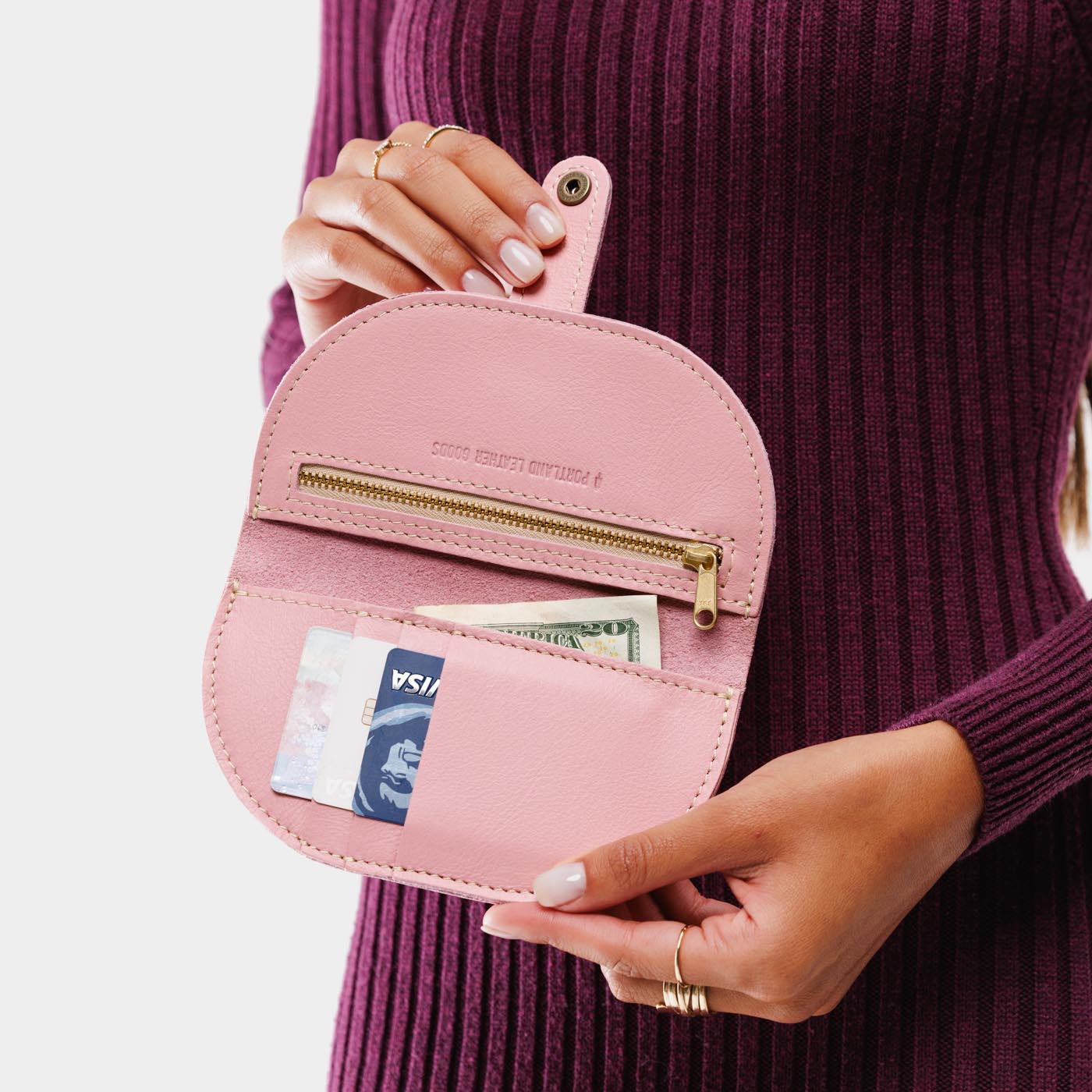 Vintage Pink | Semicircle bifold wallet with snap closure