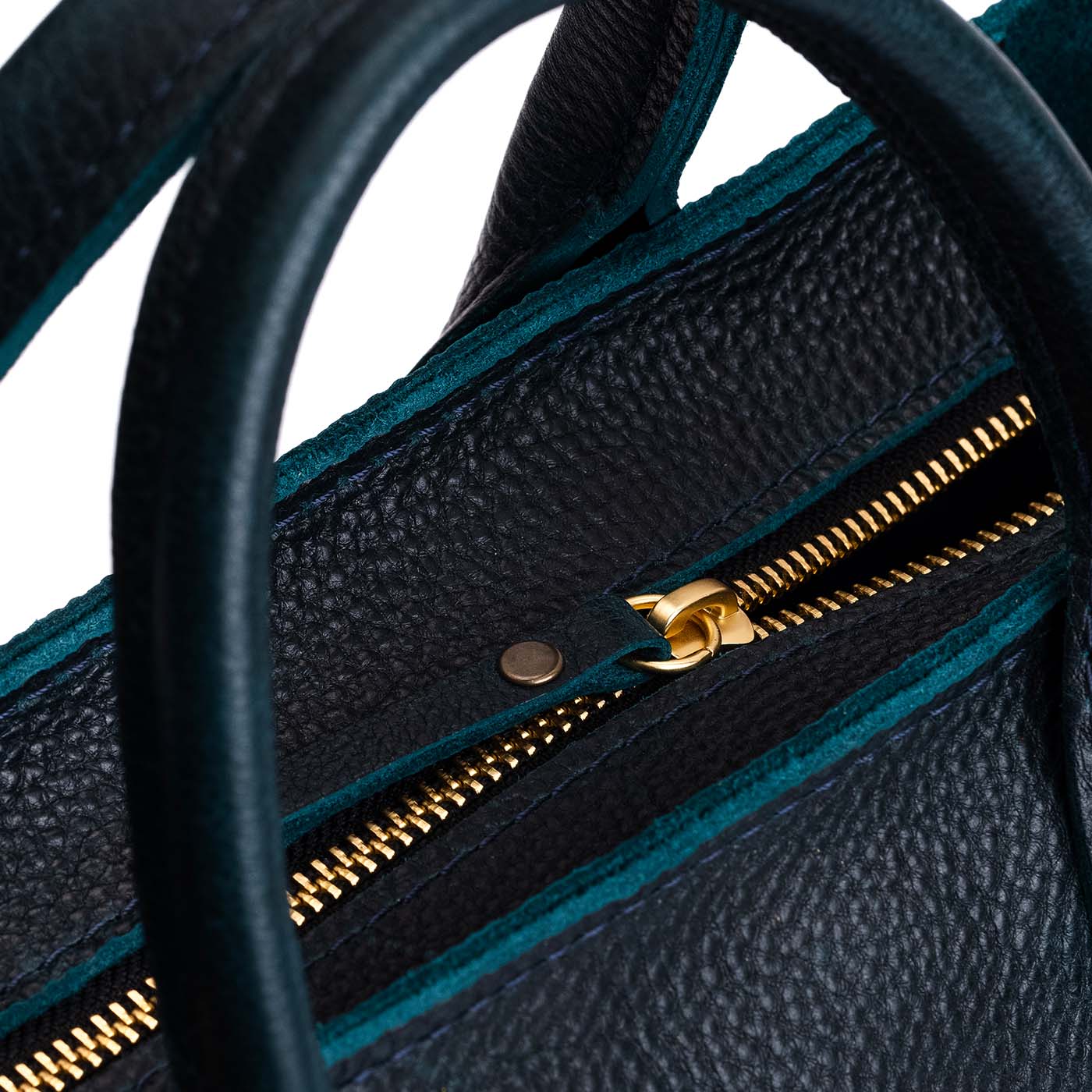 Boreal*ANY*Zipper | Petite tote purse with structured leather handles and crossbody strap