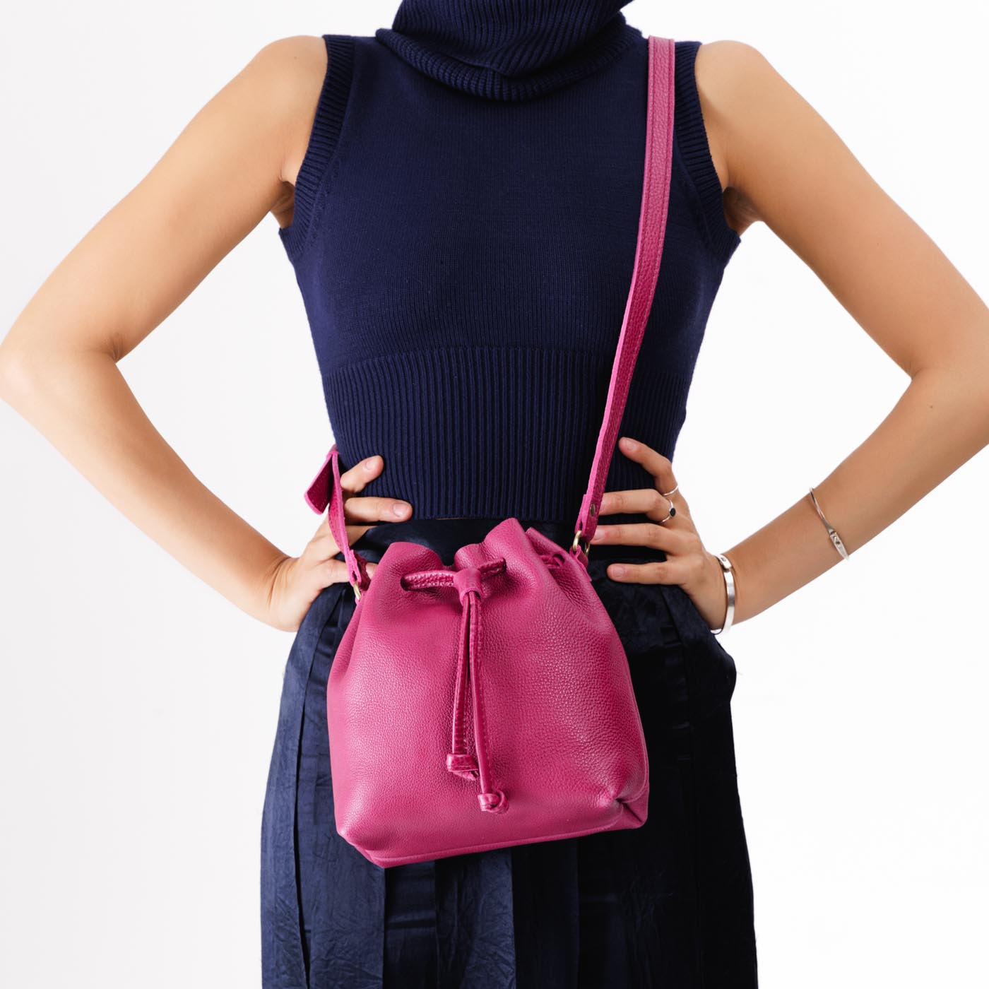 Cosmo*Small | Slouchy crossbody bag with drawstring closure