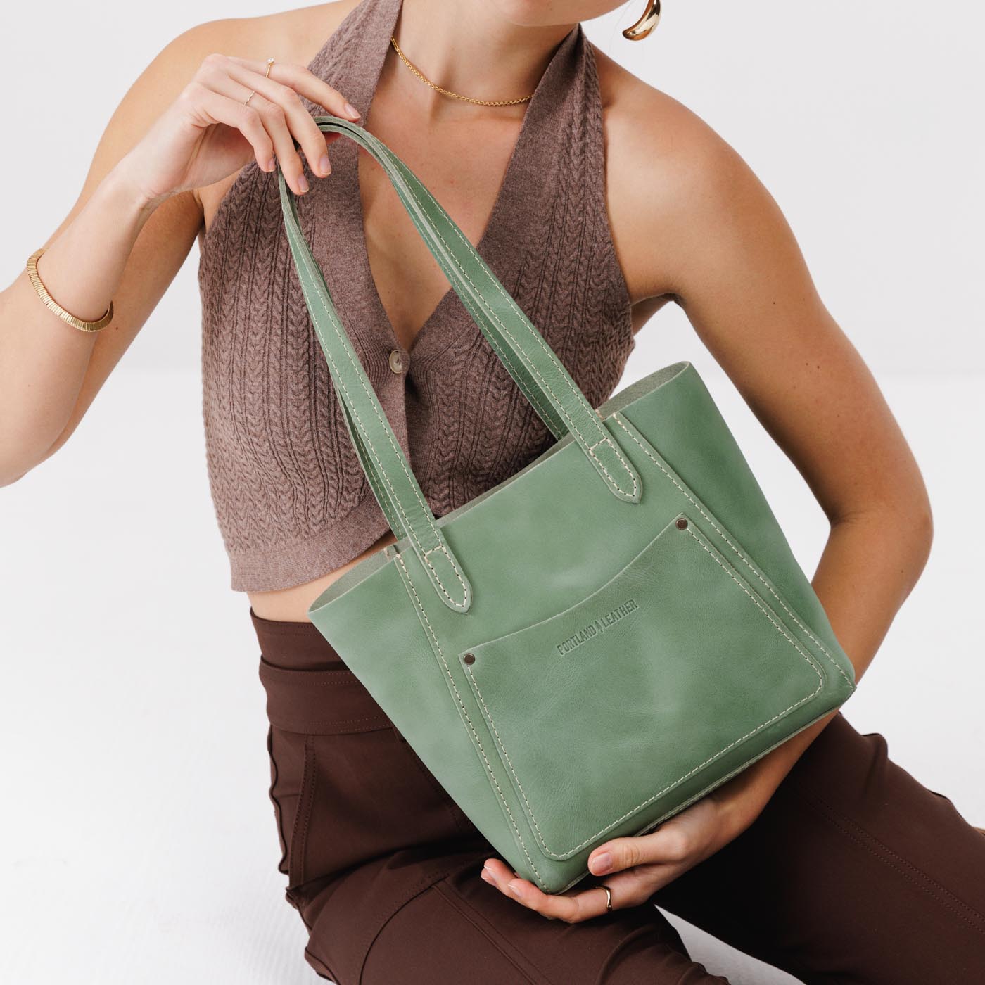 Cucumber*Small | Slim tote bag with dual shoulder straps and interior and exterior pockets