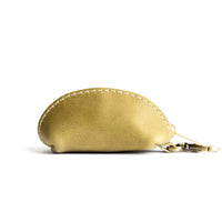 Anjou | Small taco shaped pouch, swivel lobster clasp