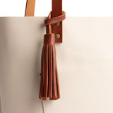 Chestnut Classic | Fringed leather tassel with leather loop