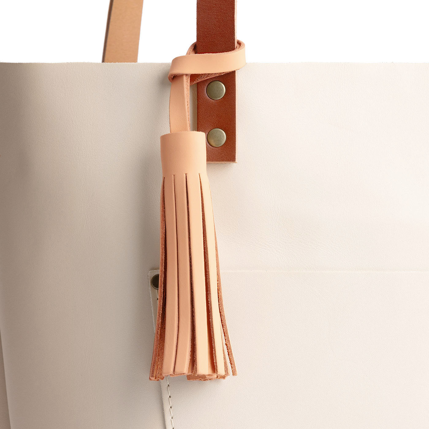 Mamey*Classic | Fringed leather tassel with leather loop