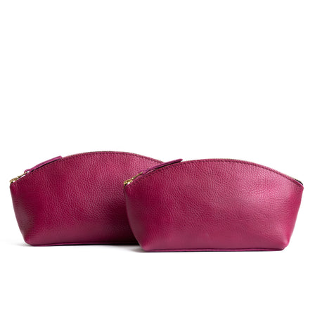 Cosmo | Spacious leather makeup bag with curved seams and top zipper