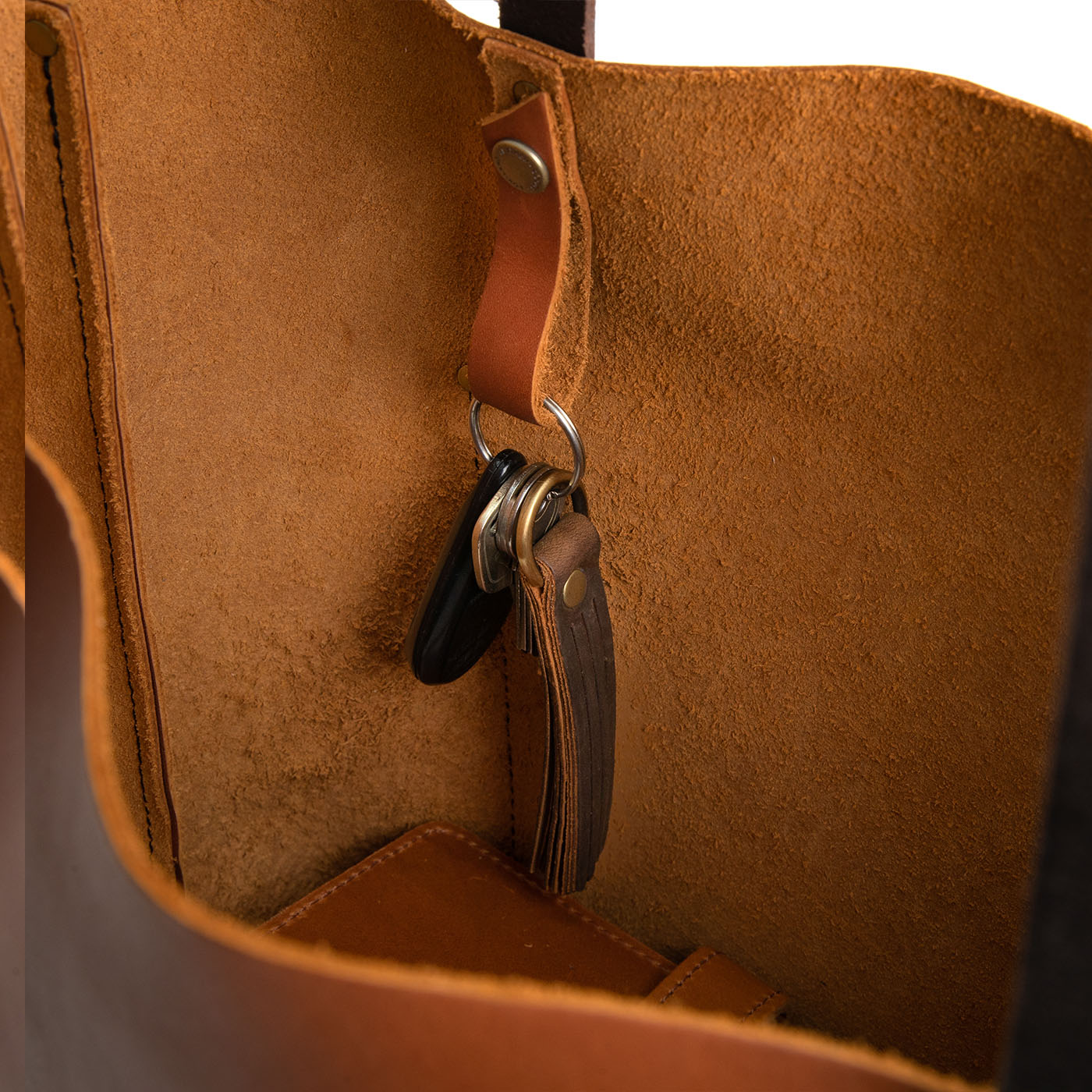 Tsocent 3 Pack Tassel Keychain, Leather Key Rings Bag Hanging Tassels for Women